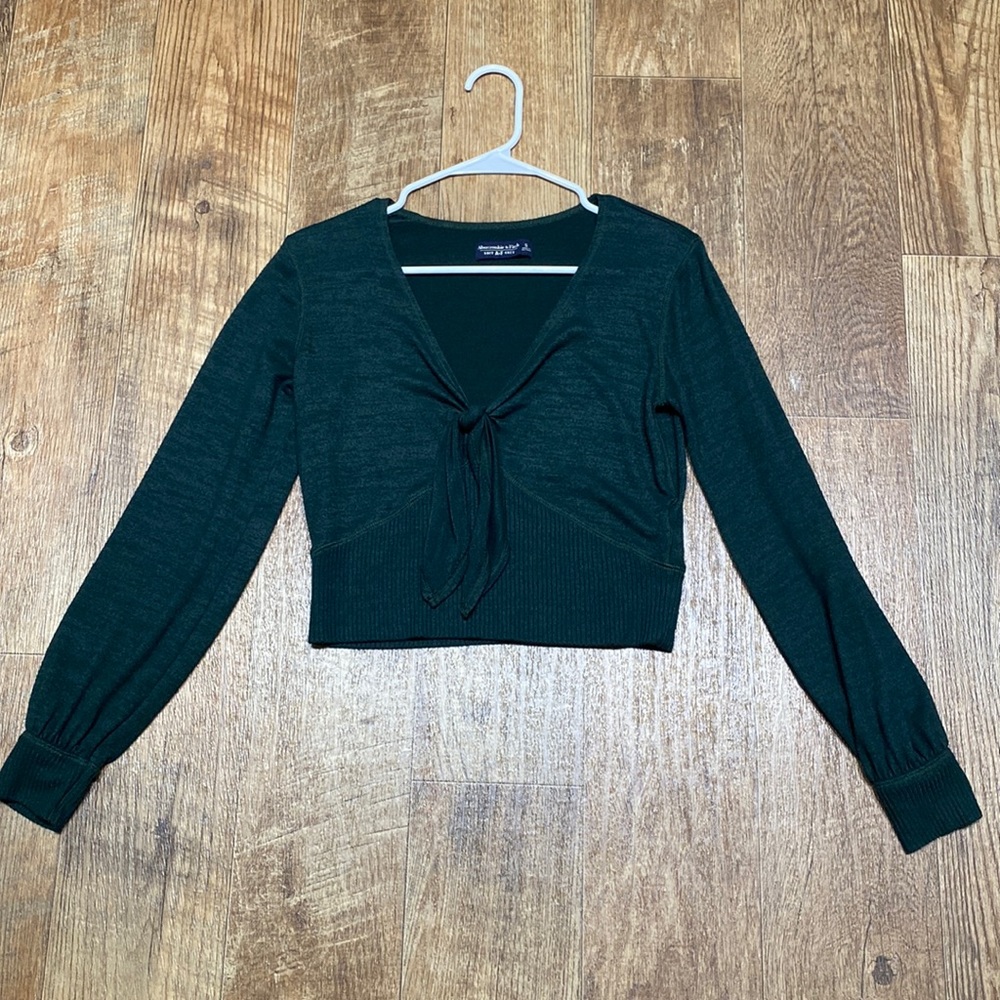 Abercrombie Green Bow Tie Top